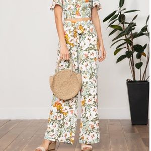 NWOT Lucy Paris Pia floral tie front pants